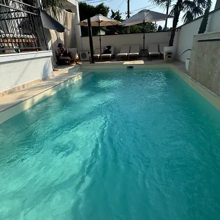 Noa Pool&spa Hostel