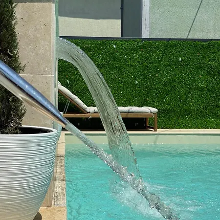 بيت شباب Urban Nest *