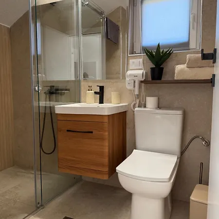 بيت شباب Urban Nest *